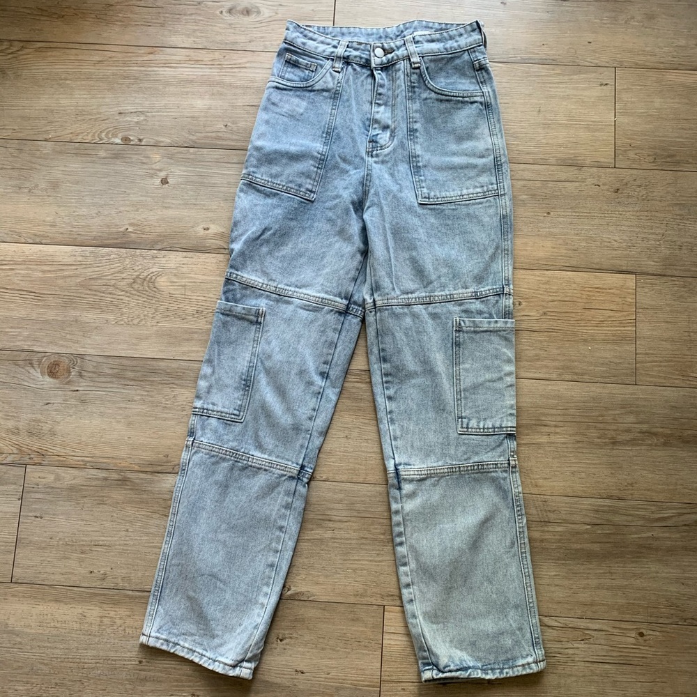 Denim patched pocket high rise